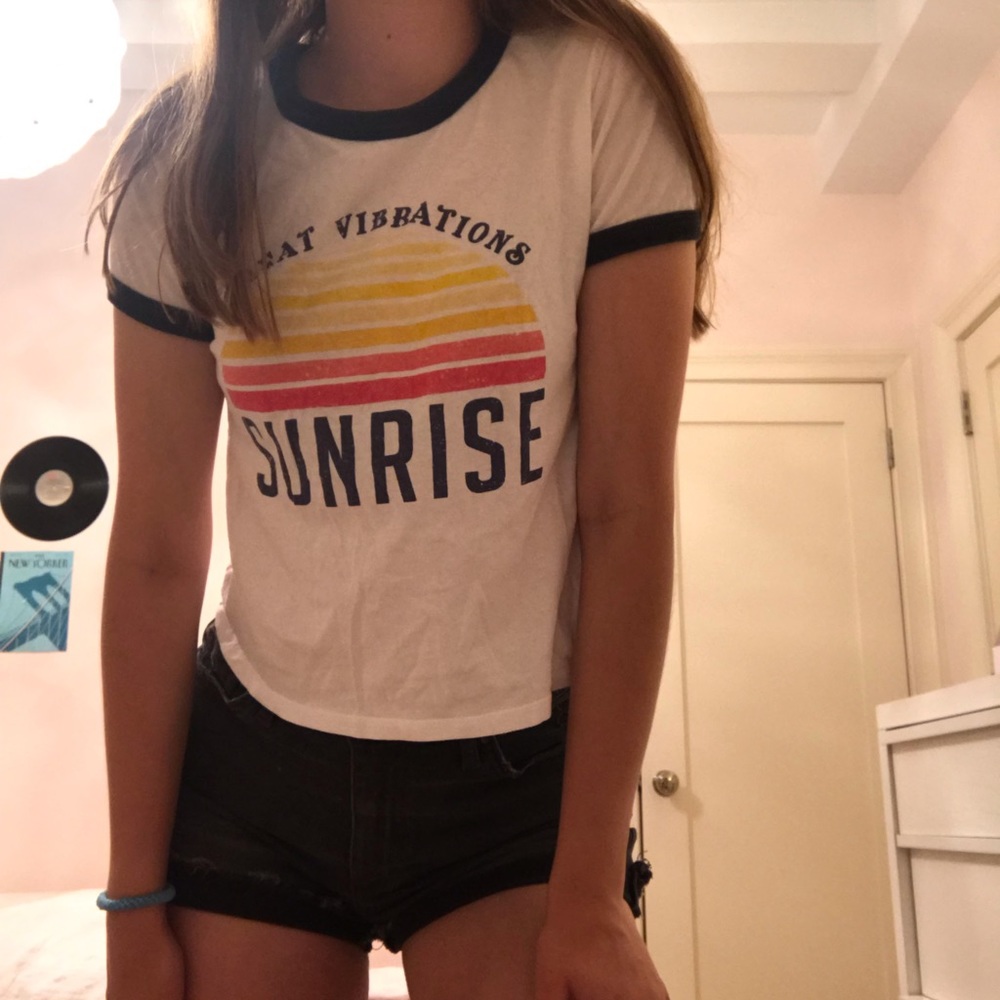 Zara Ringer White Graphic Cropped T Shirt Sunrise